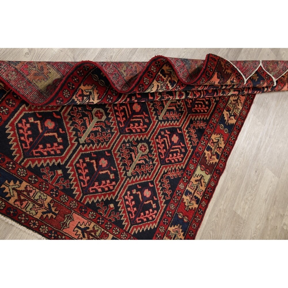 Traditional Zanjan Persian Hand-Knotted Wool Oriental Area Rug - 6'10" x 4'5"