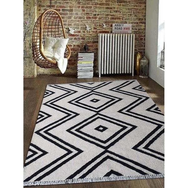 Transitional Flatweave Geometric Kilim Carpet Indian Oriental Area Rug - 5' x 8'