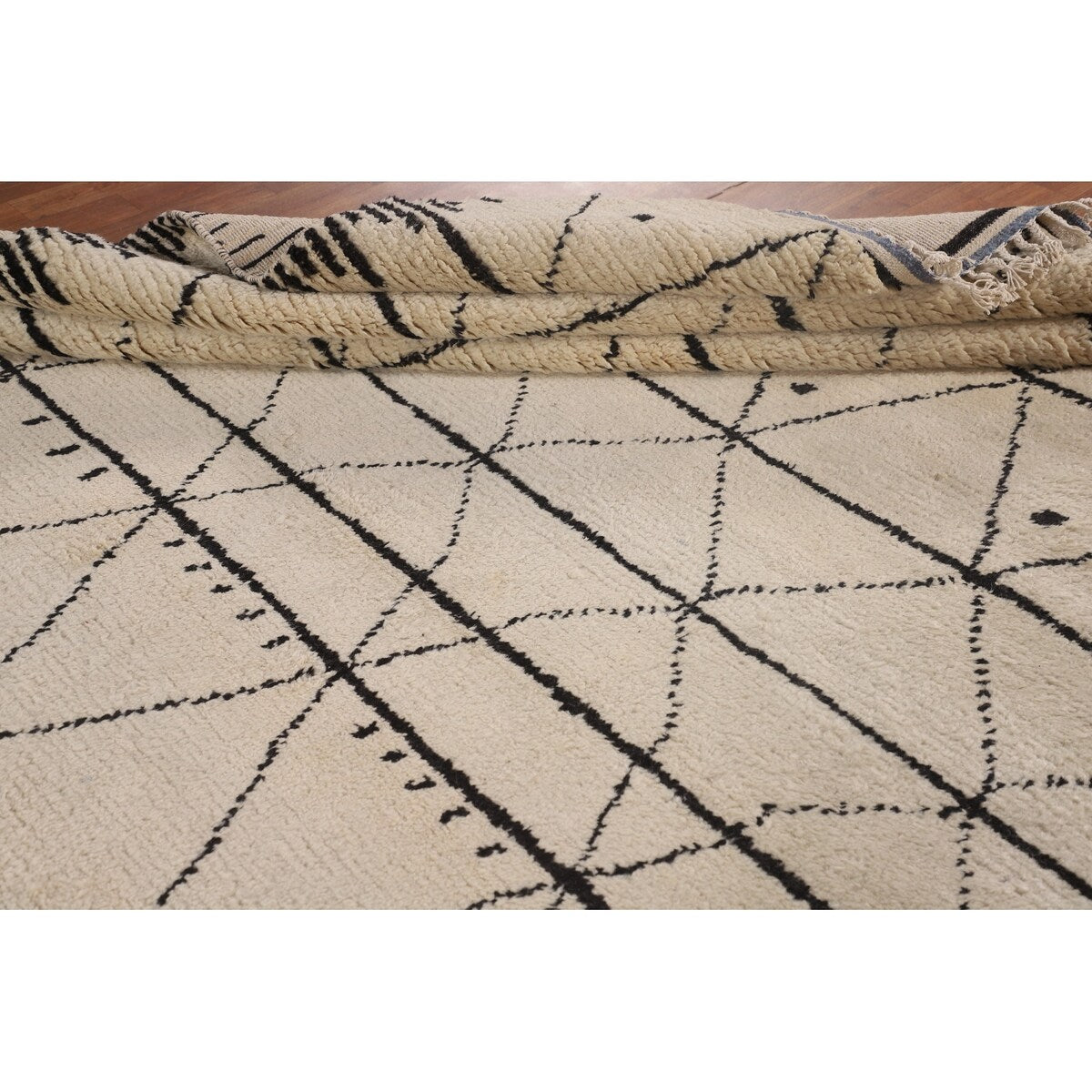 Trellis Moroccan Style Area Rug Hand-Knotted Wool Carpet - 7'10" x 10'3"