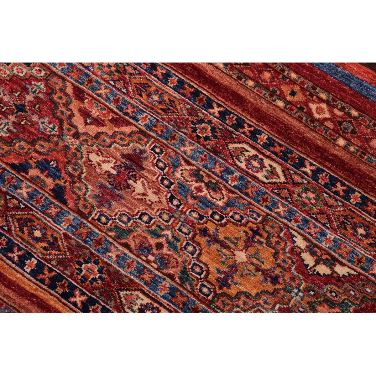 Tribal Khurgeen Helaine Red/Blue Hand-knotted Wool Rug - 5'6 x 7'10 - 5'6'' x 7'10''