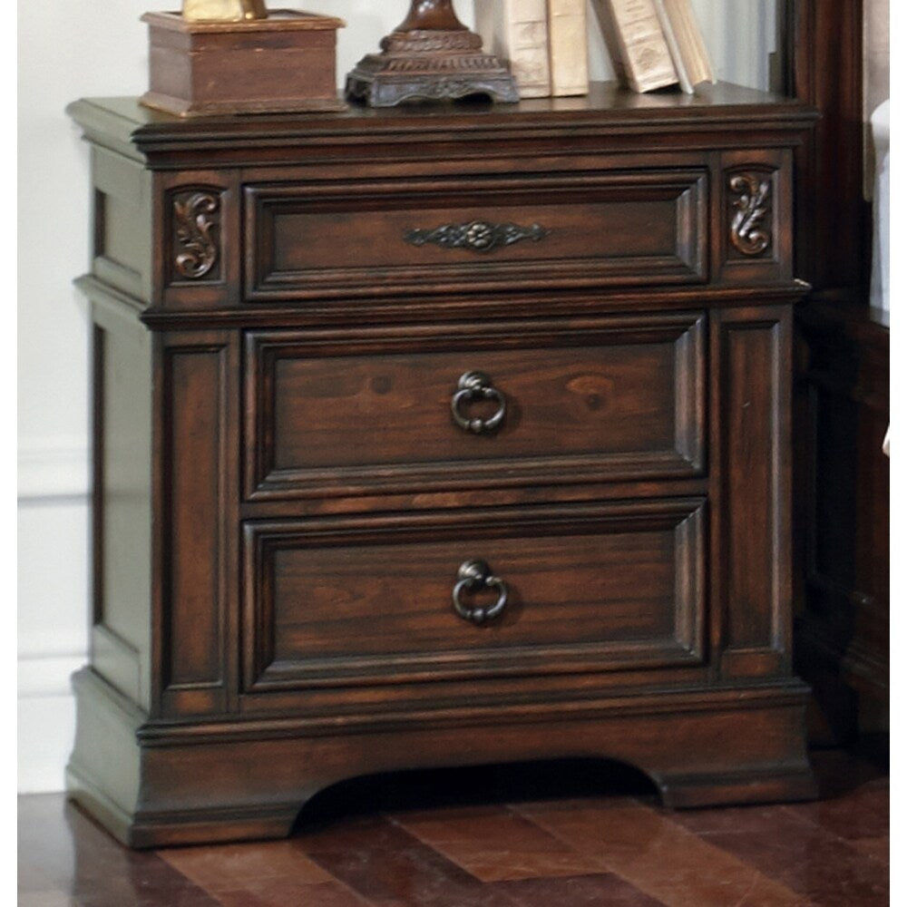 Tuscany Cream 3-piece Platform Bedroom Set with Dresser
