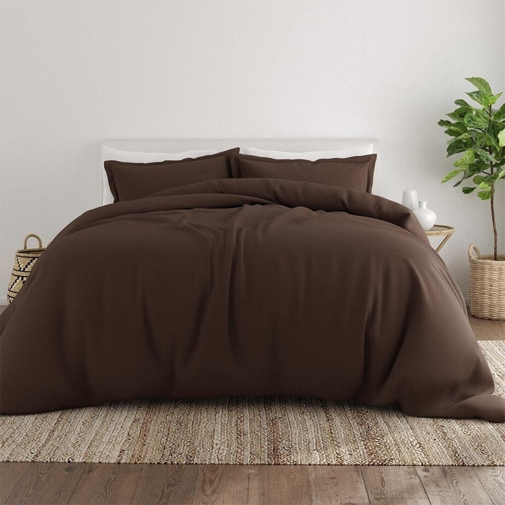 Twin/TwinXL Duvet Cover & Shams Luxurious Comfort Chocolate