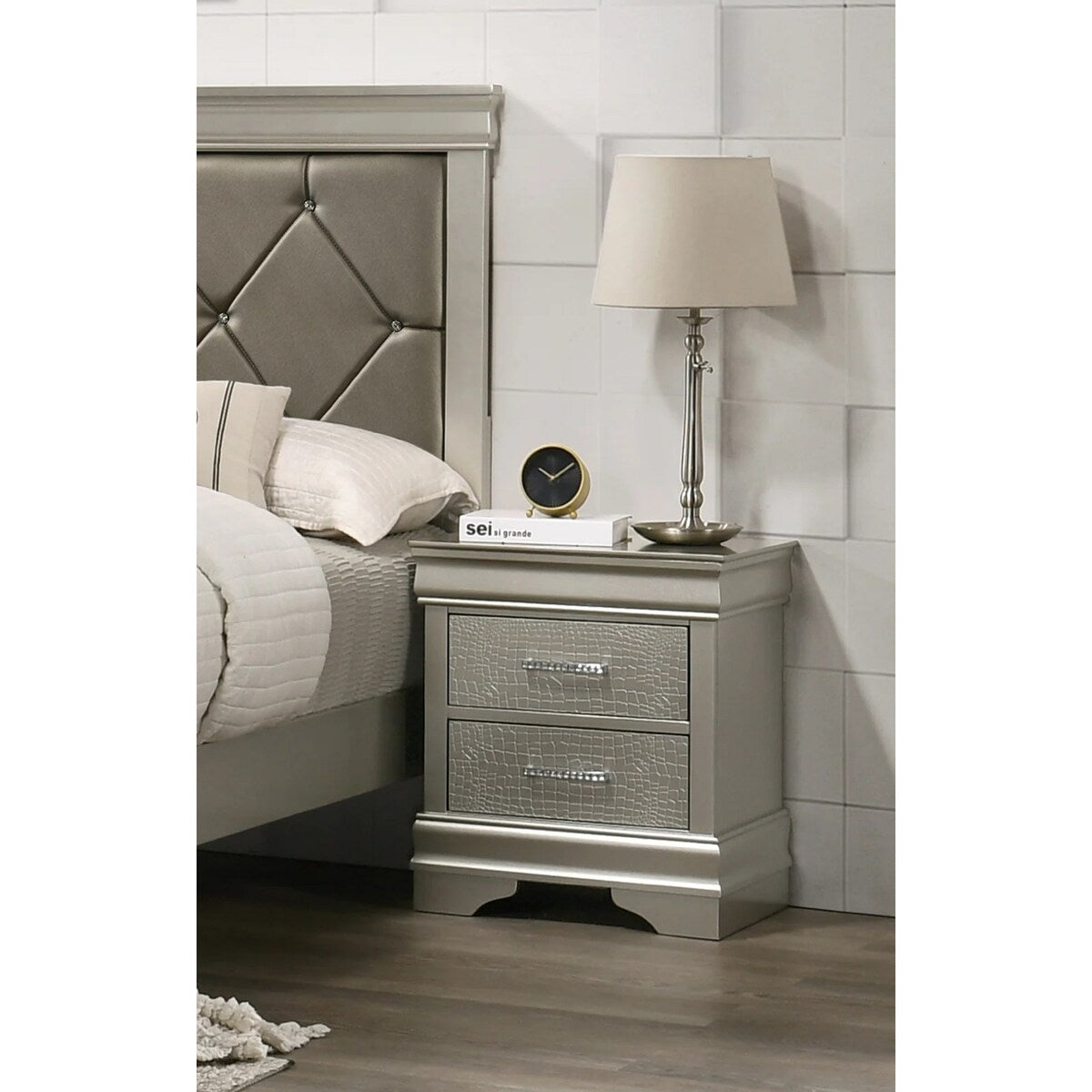 Two Drawers Nightstand Solid Wood Crystal-Like Button Tufted