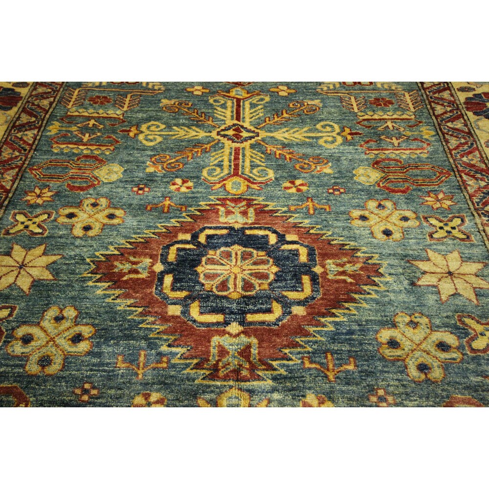 Unique Wool and Wool Geo-floral Kazak Hand-knotted Area Rug (6' x 8')