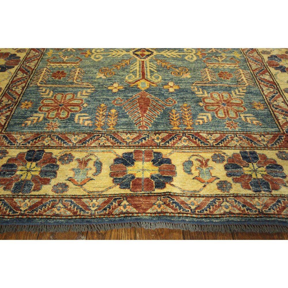 Unique Wool and Wool Geo-floral Kazak Hand-knotted Area Rug (6' x 8')