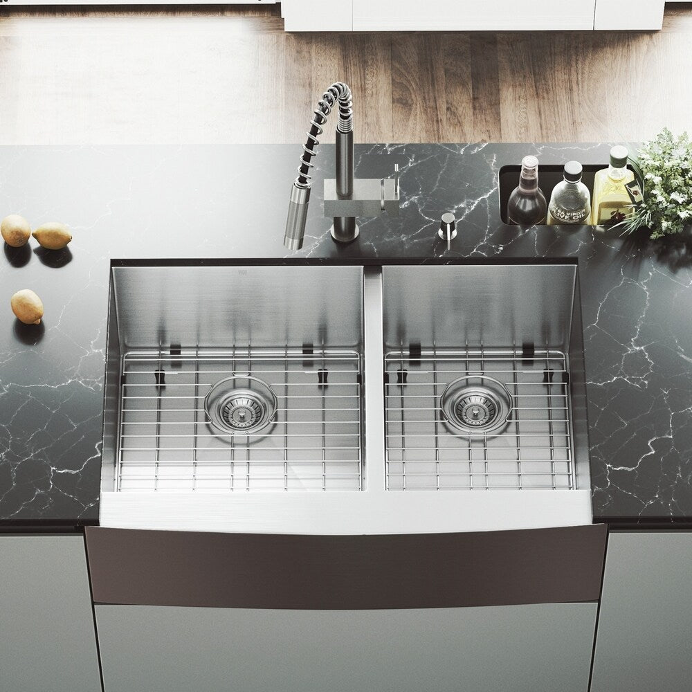 VIGO Chisholm Stainless Steel Kitchen Sink and Lincroft Faucet Set