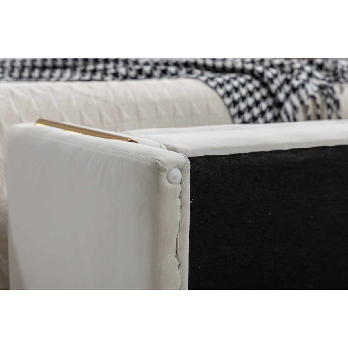 Velvet Fabric Storage Bench Bedroom Bench With Gold Metal Trim Strip For Living Room Bedroom Indoor