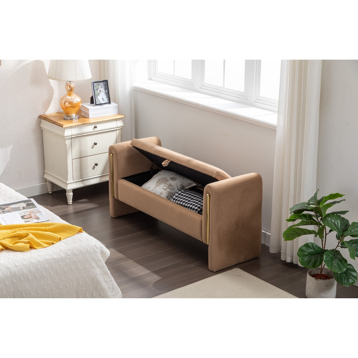 Velvet Fabric Storage Bench Bedroom Bench With Gold Metal Trim Strip For Living Room Bedroom Indoor