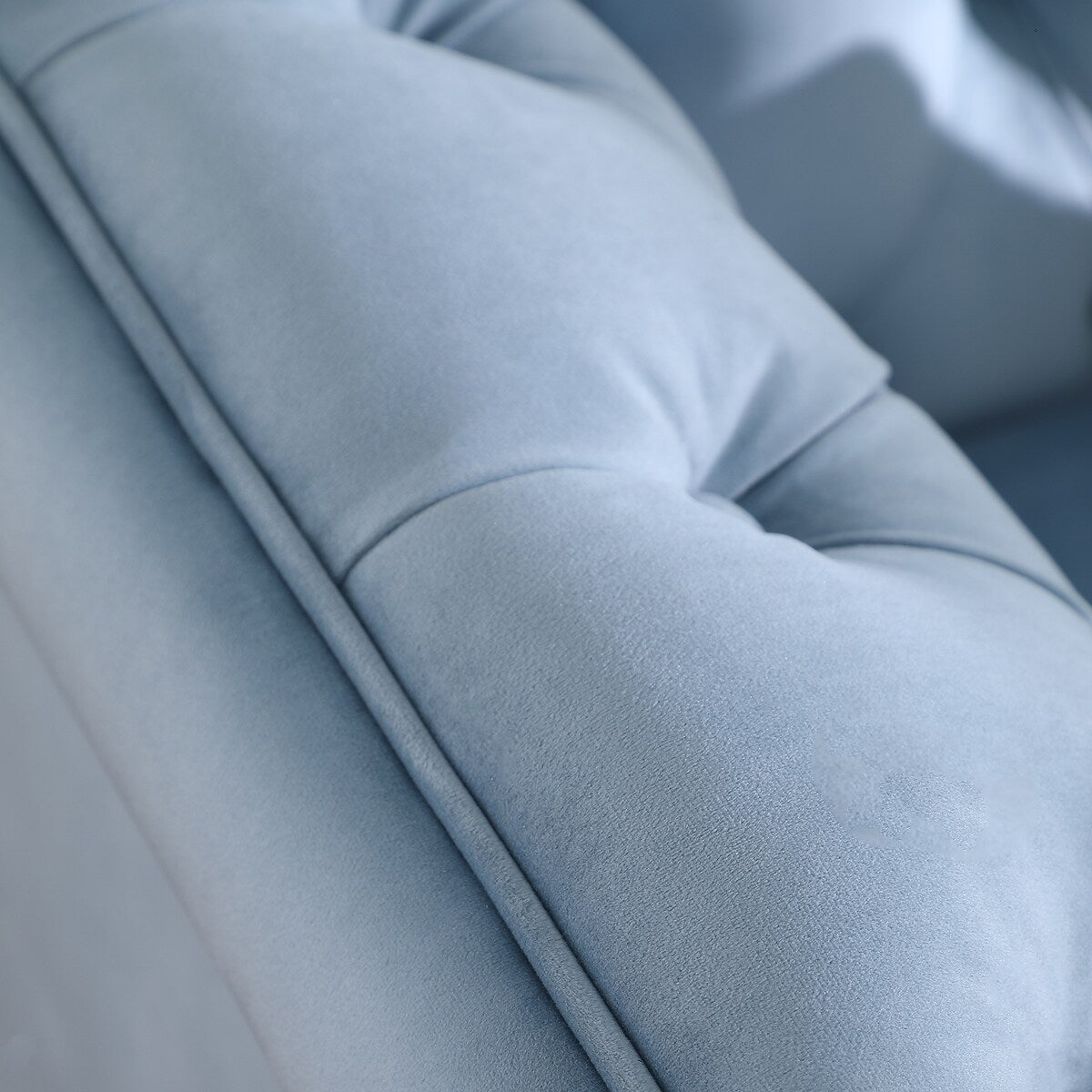 Velvet Upholstered Loveseat Sofa, Living Room Tufted and Wrinkled Fabric Chesterfield Sofa with Scroll Arm & Scroll Back