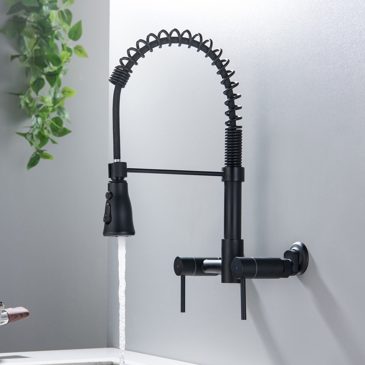 Vertical Two Handles Kitchen Faucet Pull-Down Spray in Gold/Black