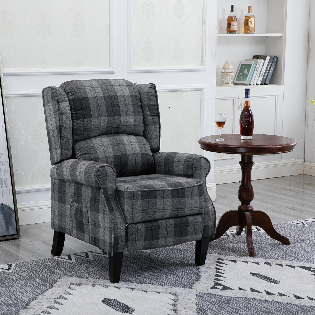 Vintage Armchair Sofa Comfortable Upholstered leisure chair / Recliner Chair for Living Room
