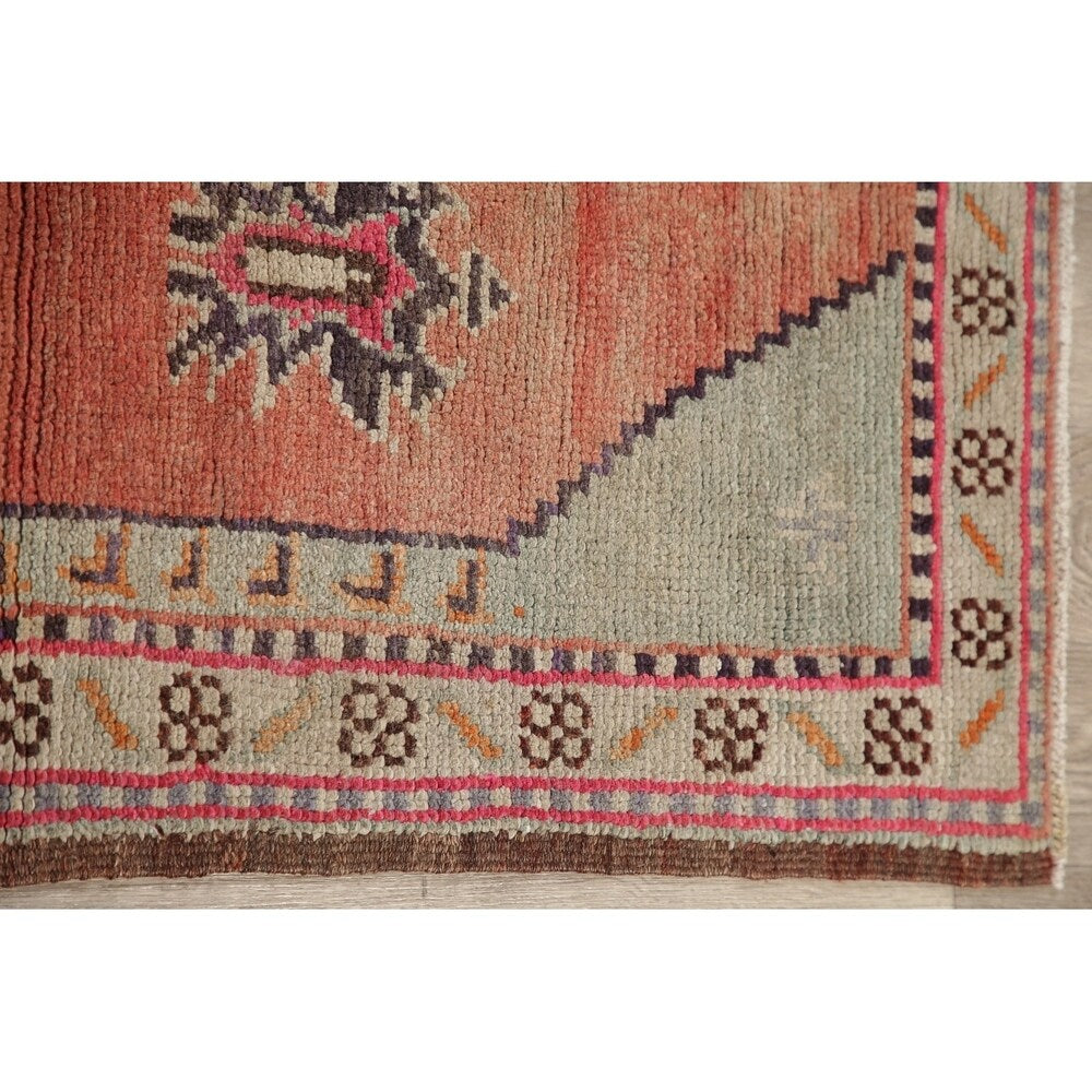 Vintage Geometric Oriental Anatolian Turkish Area Rug Hand-Knotted - 2'10" x 4'6"