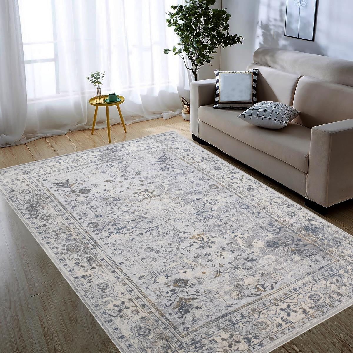 Vintage Zinnia Light Grey Blue Rug