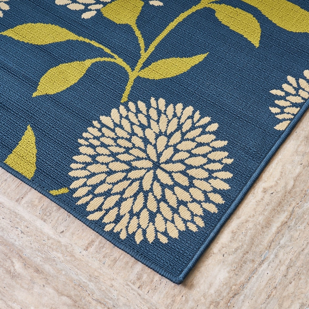Christopher Knight Home Viola Outdoor Floral Area Rug