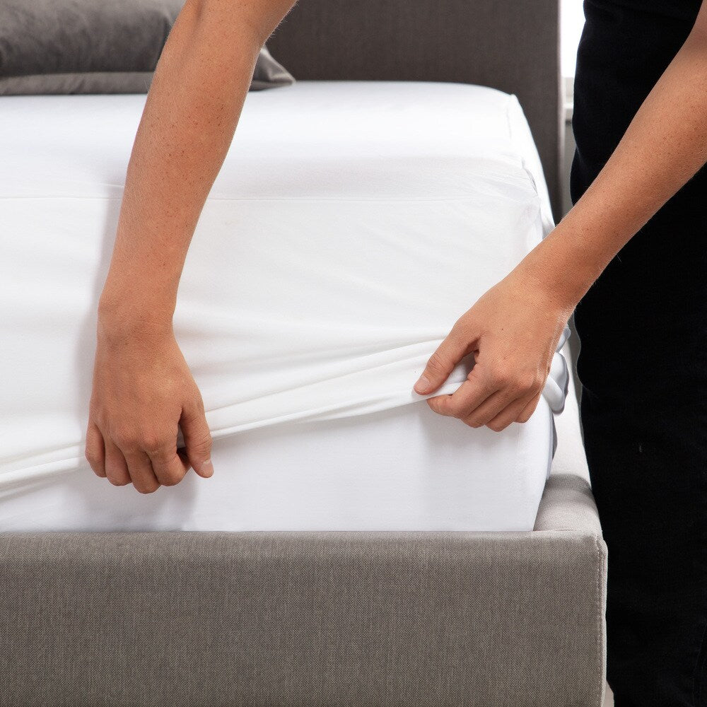 WEEKENDER Hotel-Grade 5-Sided Jersey Mattress Protector