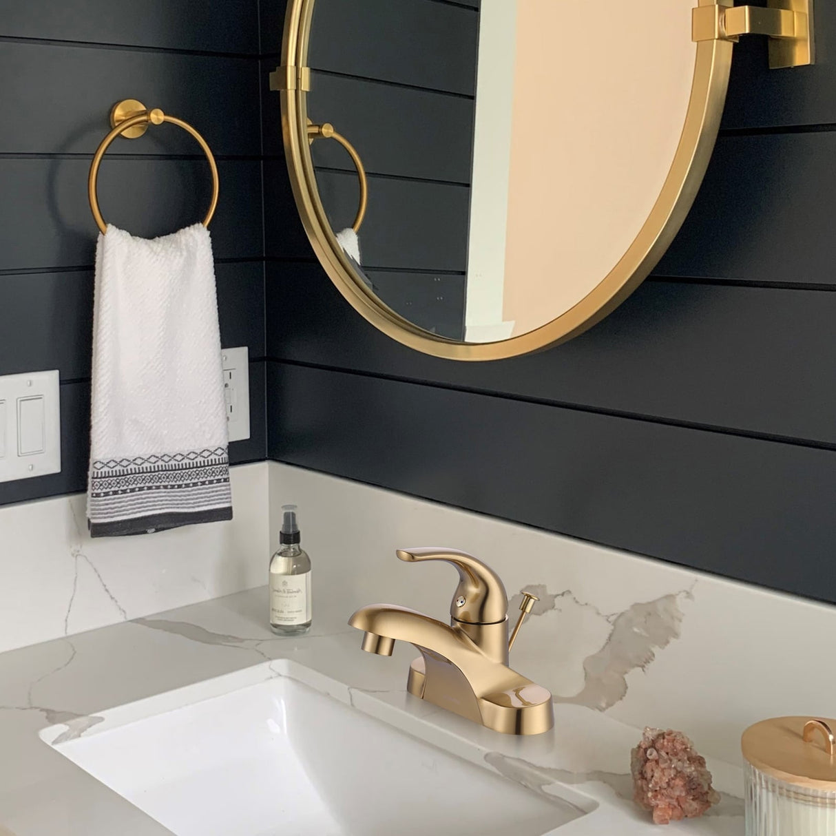 WOWOW 4 in. Centerset Single-Handle Low Arc Bathroom Faucet with Drain Kit Included