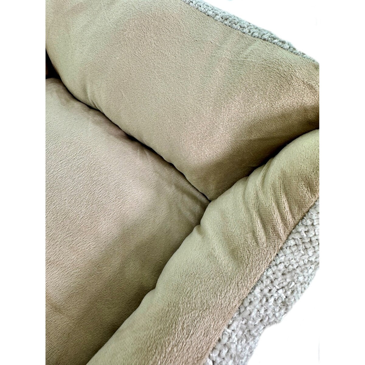 Wags & Smiles Bisque Chenille Pet Bed Small - 22"W x 18"D x 7"H