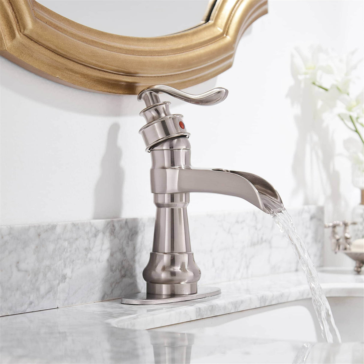 Waterfall Single Handle Bathroom Faucet With Drain Assembly Single Hole Bathroom Sink Faucets Modern Basin Vanity Mixer Taps