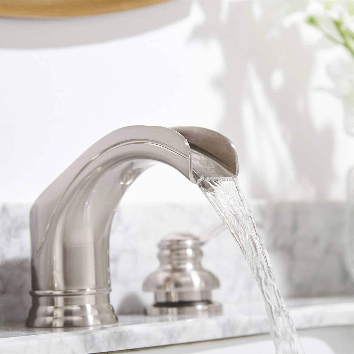 Waterfall Widespread Bathroom Faucet Double Hanlde 8 Inch Bathroom Sink Faucets 3 Hole Modern Basin Vanity Mixer Tap With Valve