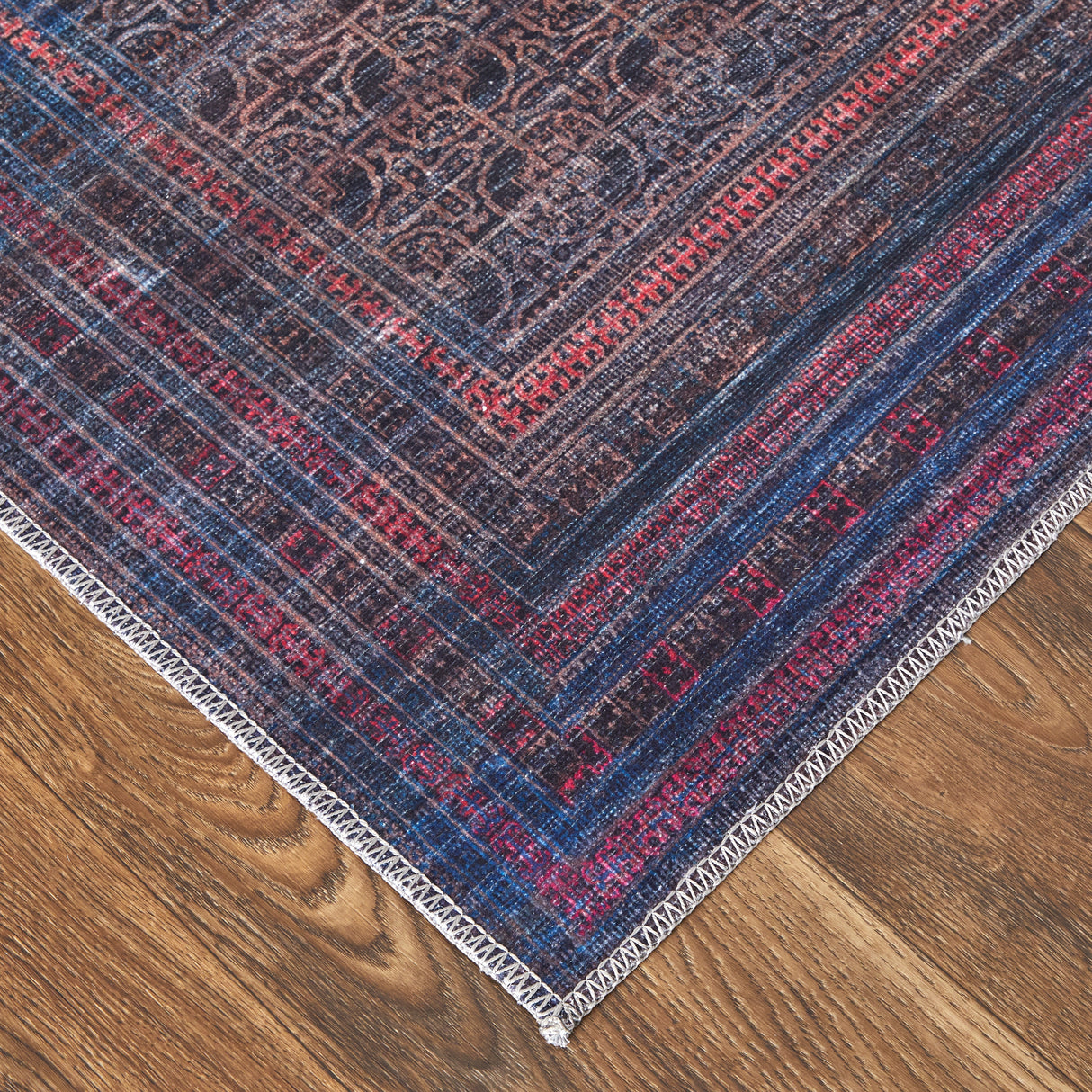 Welch Oriental Charcoal Gray/Pink Area Rug