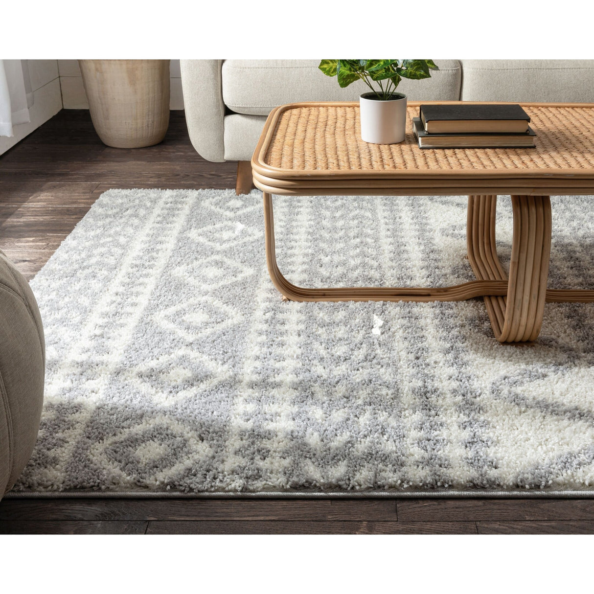 Well Woven Madison Shag Cossima Moroccan Tribal Shag Area Rug