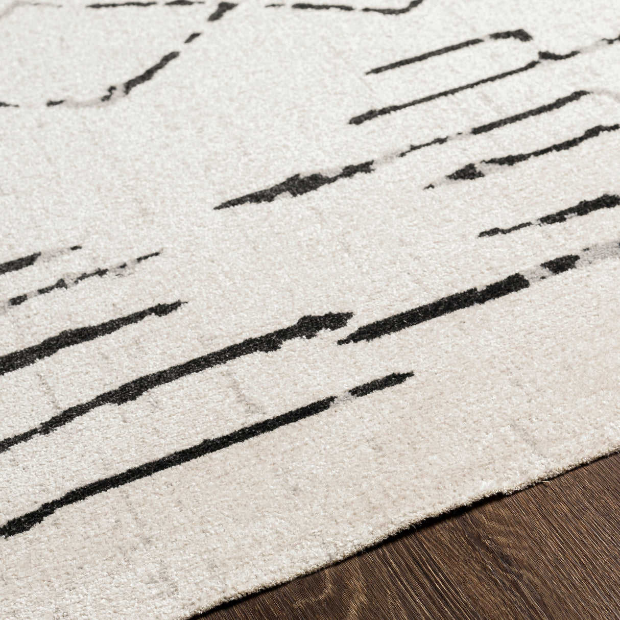 Livabliss Werner Global Washable Machine Washable Area Rug
