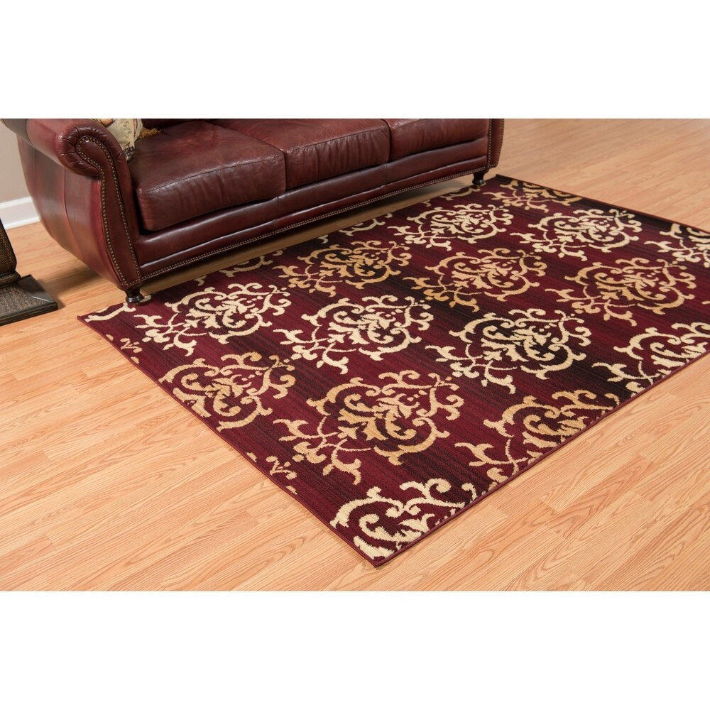Westfield Home Montclaire Germaine Burgundy Area Rug - 5'3" x 7'2"