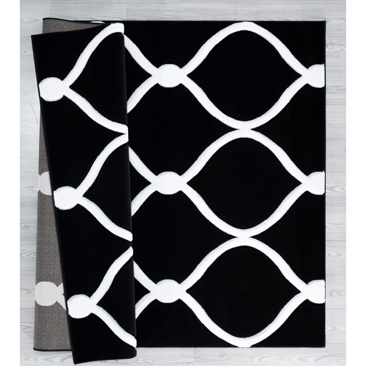 Porch & Den Darlene Hand-Carved Area Rug