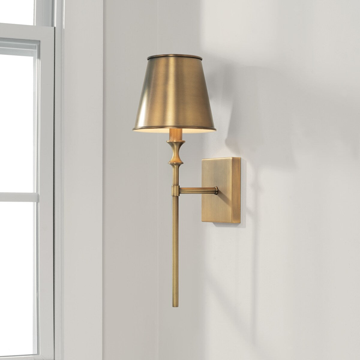 Whitney 1-light Aged Brass Wall Sconce - Aged Brass