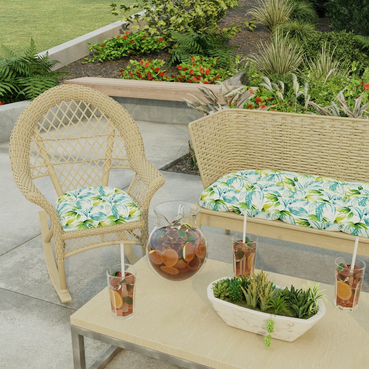 18" x 18" Turquoise Leaves Contoured Outdoor Wicker Seat Cushion - Set