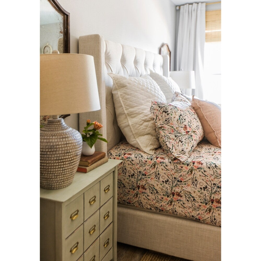 Cream Wingback Button-tufted Queen Bed