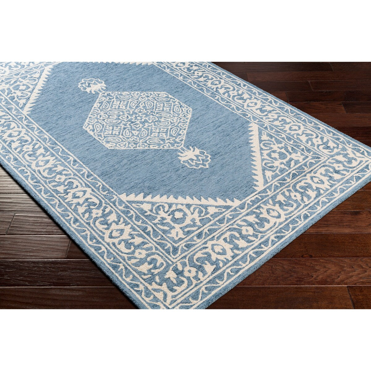 Artistic Weavers Winifred Handmade Classic Medallion Wool Area Rug