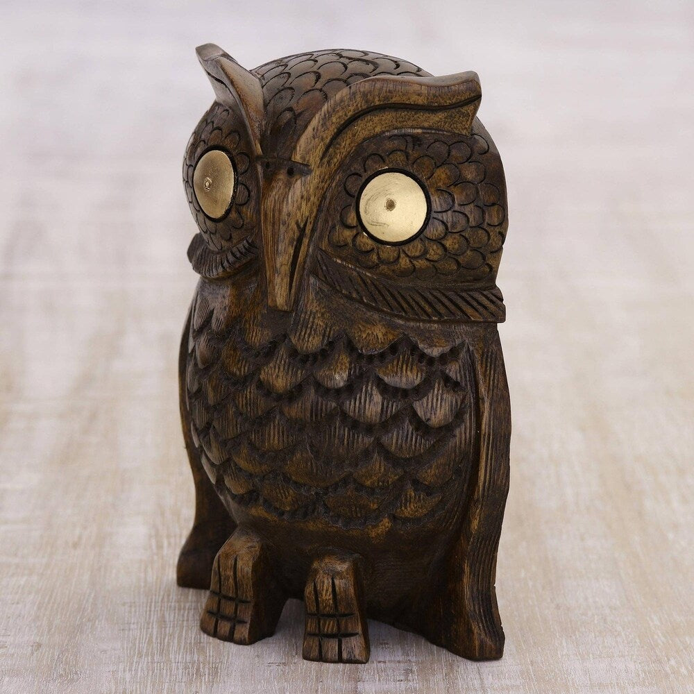 Handmade Wood Statuette, 'Owl Storyteller' (India)