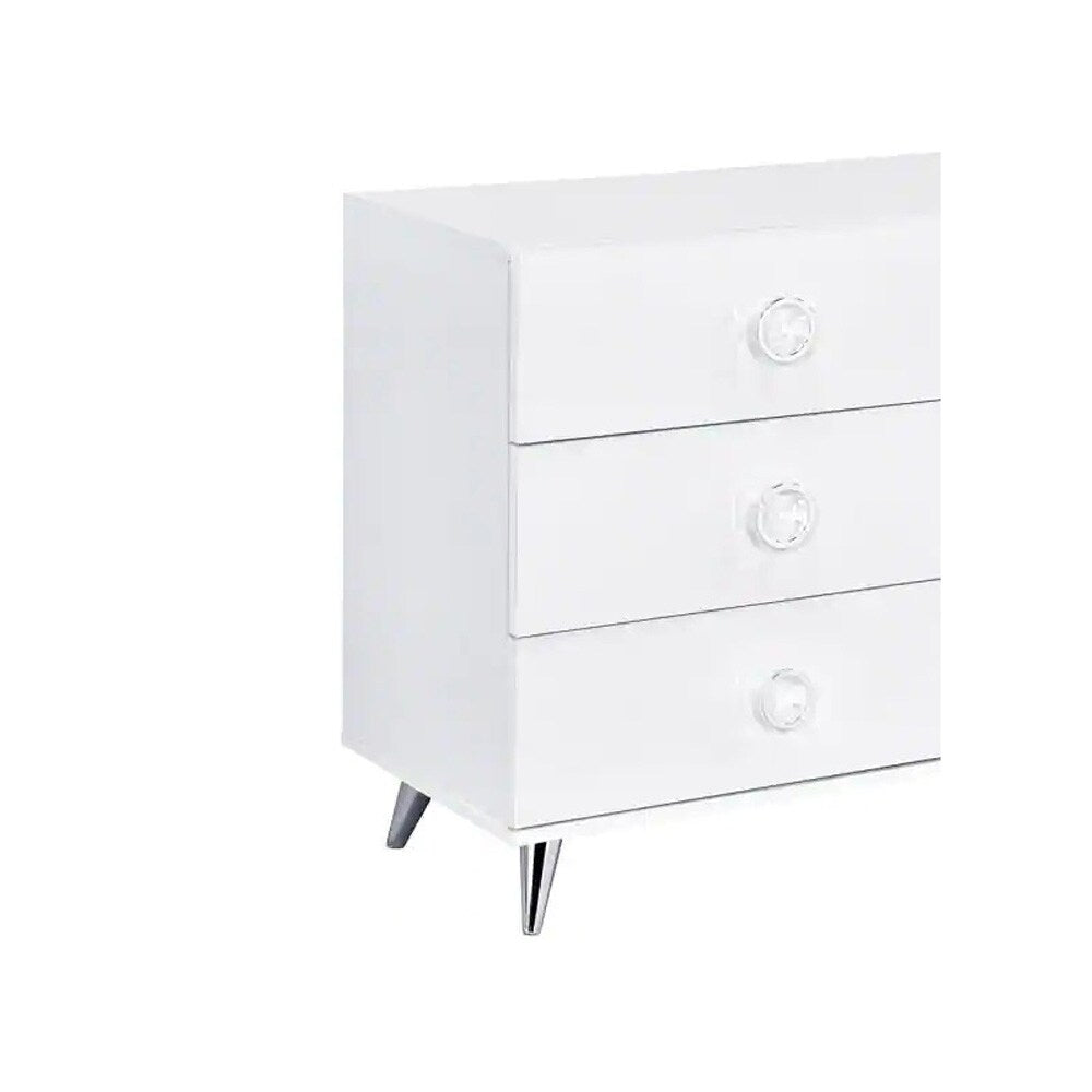 Wooden 6 Drawers Dresser in White Finish