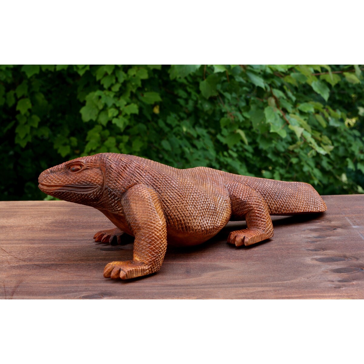 Wooden Hand Carved Komodo Dragon Sculpture Statue Handcrafted Gift Art Decorative Home Decor Figurine Artwork Reptile Decorat