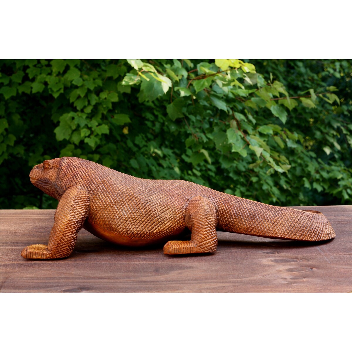 Wooden Hand Carved Komodo Dragon Sculpture Statue Handcrafted Gift Art Decorative Home Decor Figurine Artwork Reptile Decorat