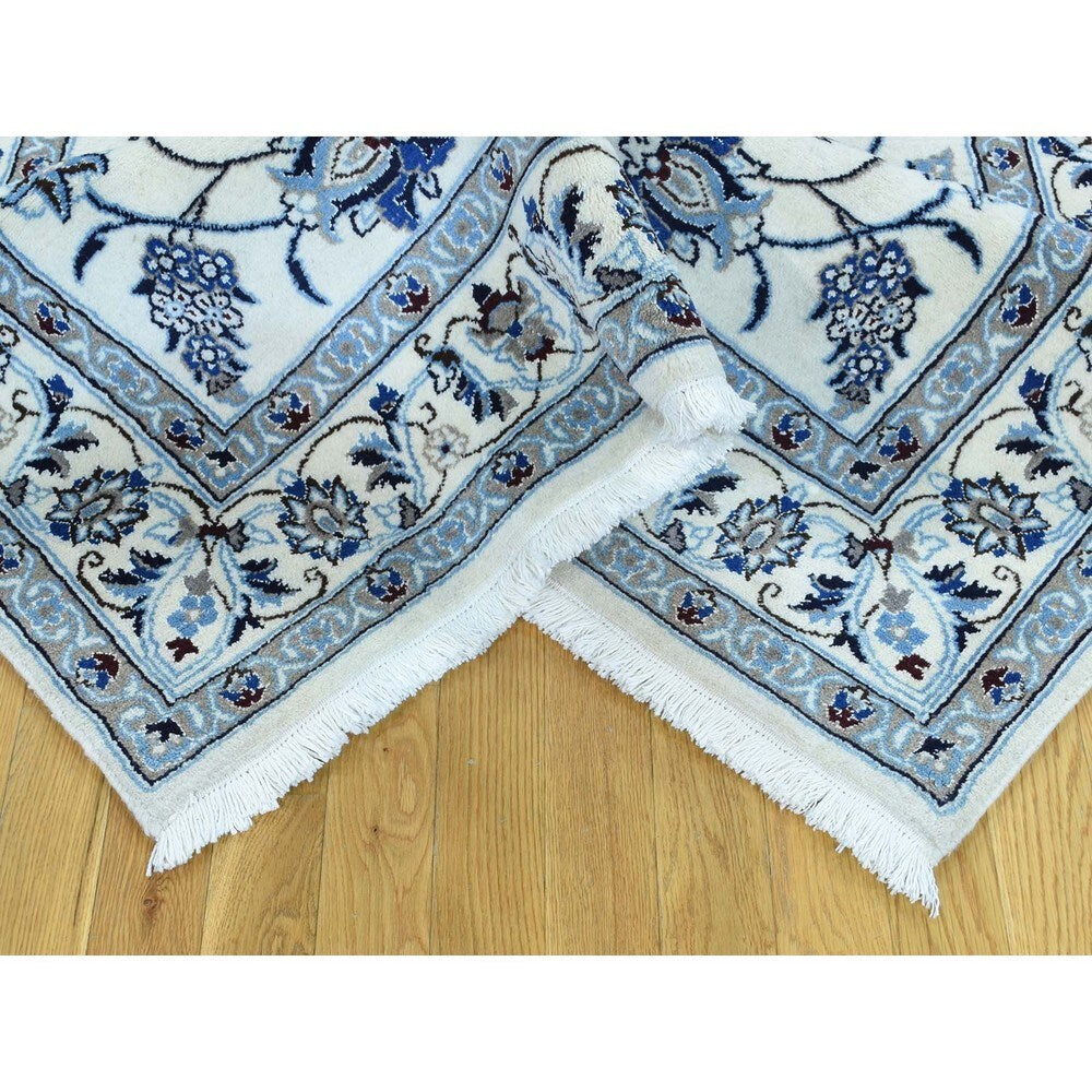 Wool And Silk Persian Nain 200 Kpsi Handmade Rug