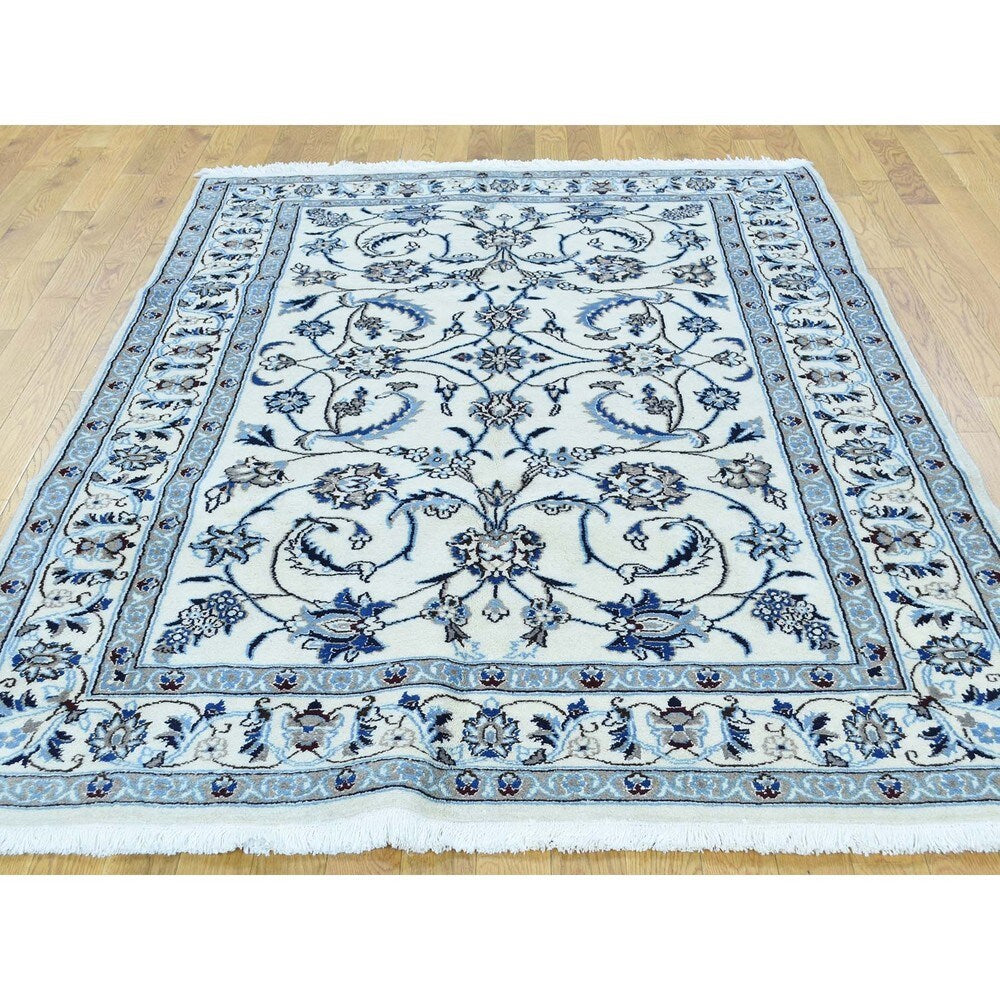 Wool And Silk Persian Nain 200 Kpsi Handmade Rug