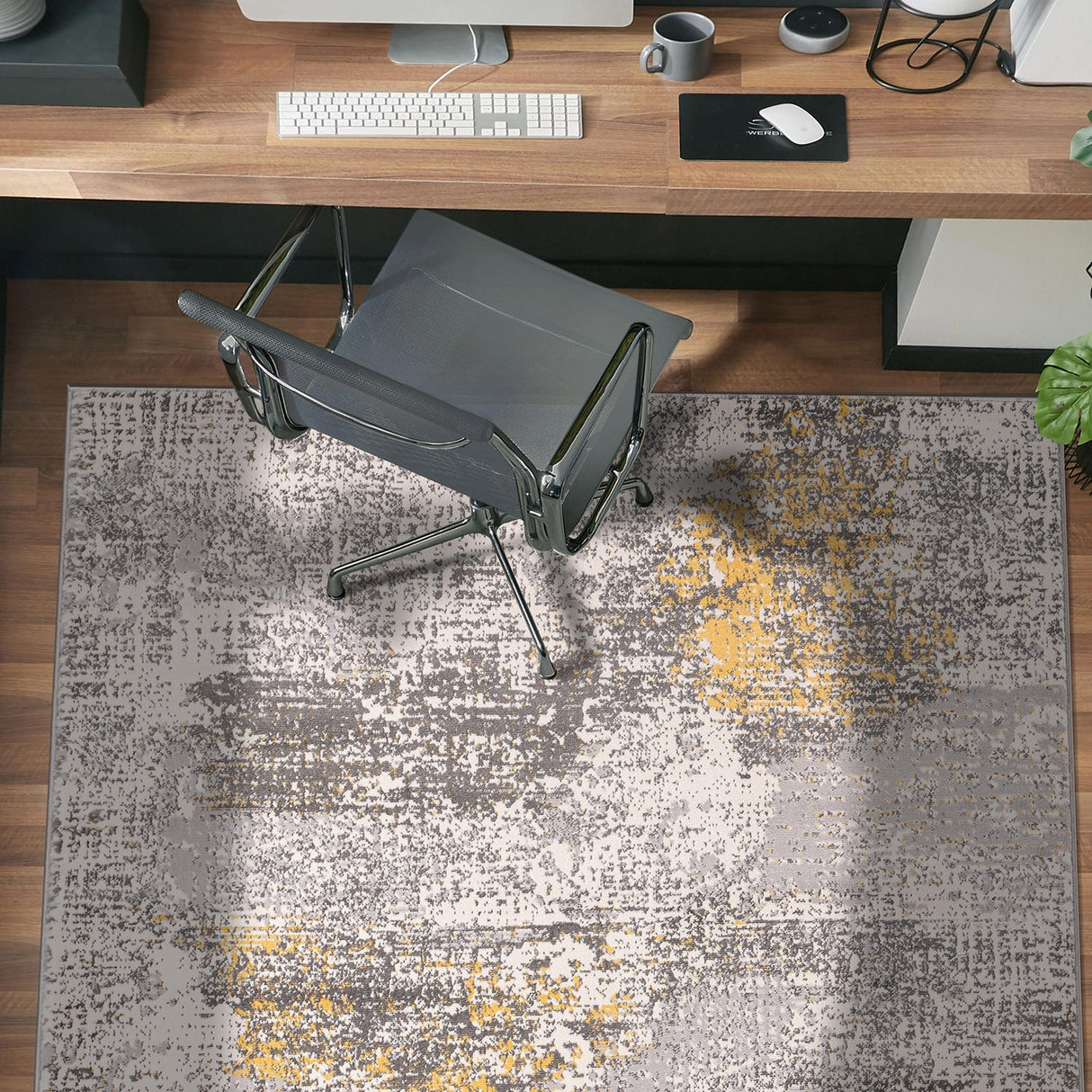 World Rug Gallery Prague Distressed Abstract Area Rug