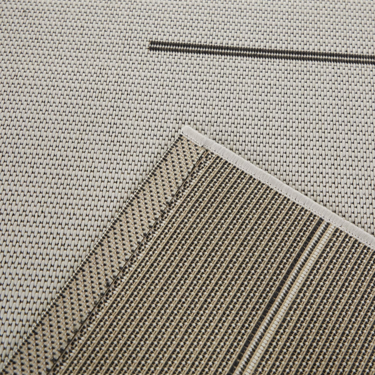 Xavier Modern Striped Indoor/Outdoor Area Rug