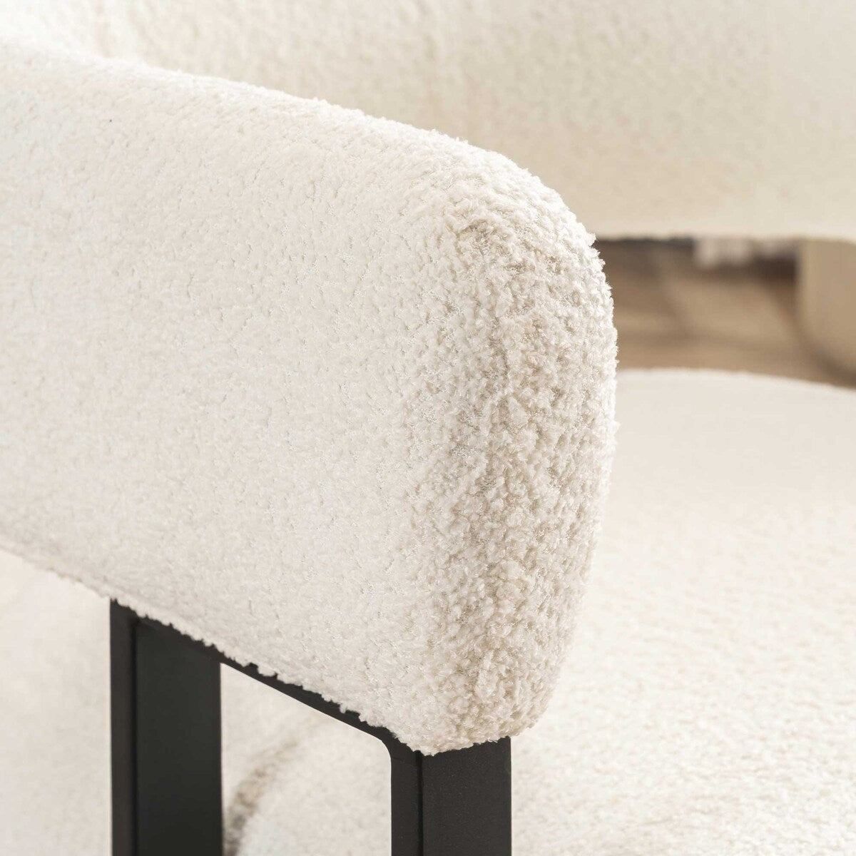 Upholstered Teddy Velvet Single Accent Chair Modern Corner Padded Boucle Armchair for Living Room Bedroom Lounge