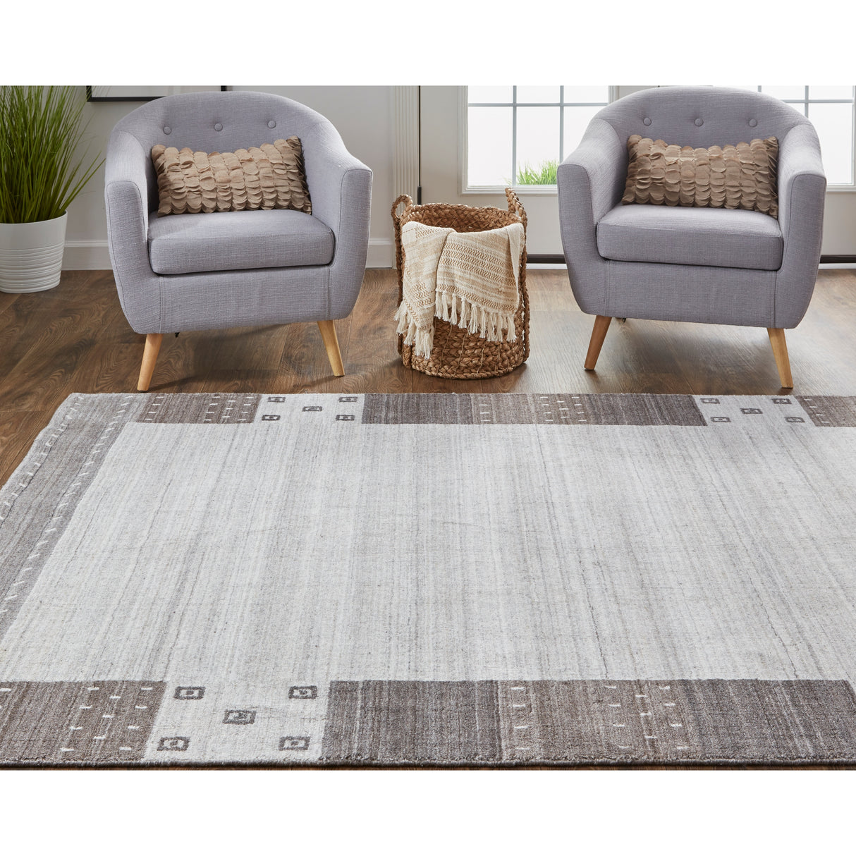 Yurie Contemporary Gebbah Rug, Light Gray/Denim Blue, Area Rug