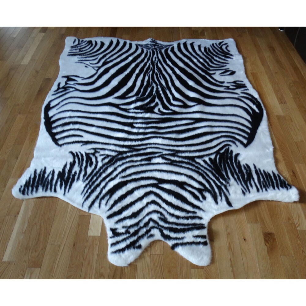 Zebra hide Black and White Acrylic Fur Rug - 5' x 7' - 5' x 7'
