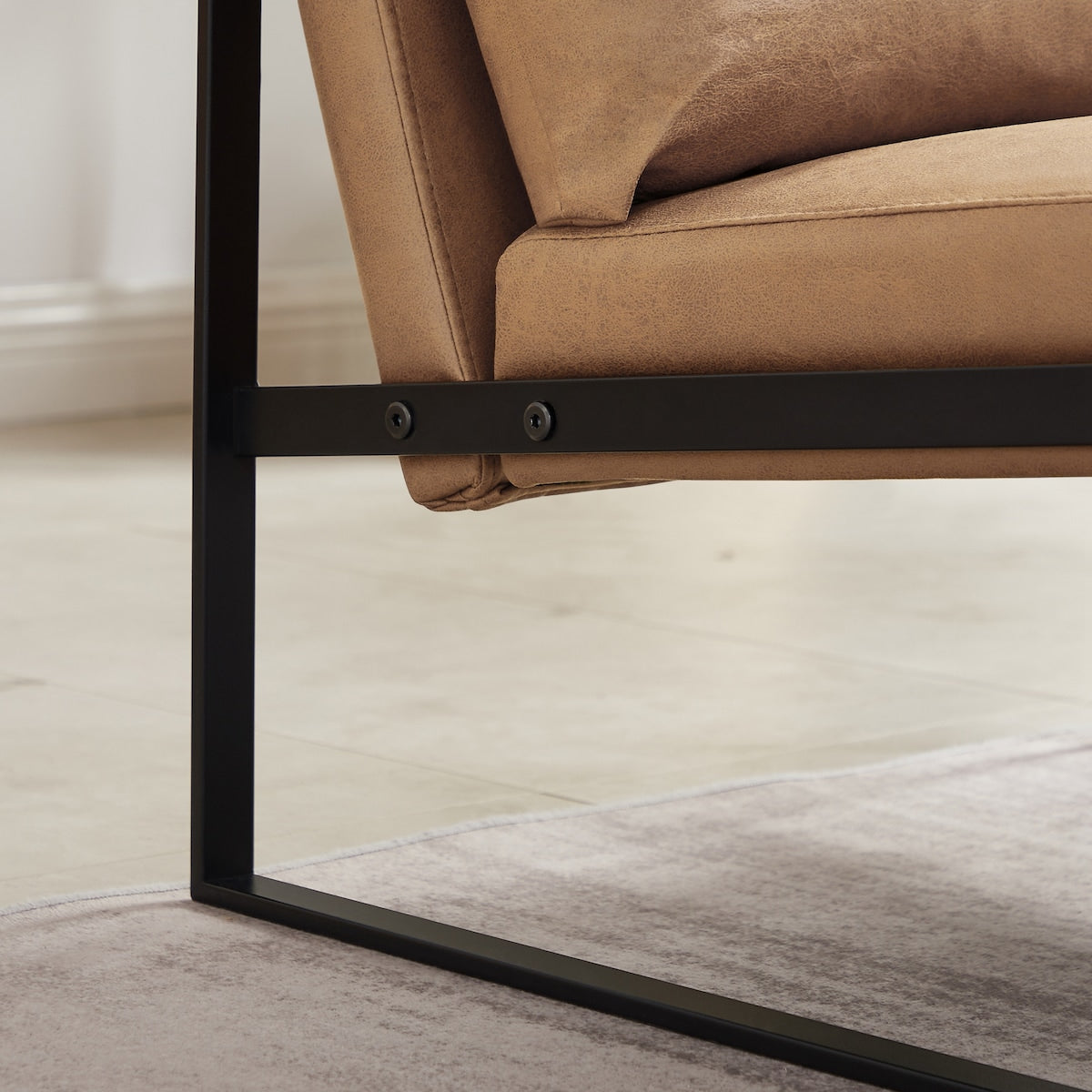 accent arm chair with Extra thick padded backrest and seat cushion
