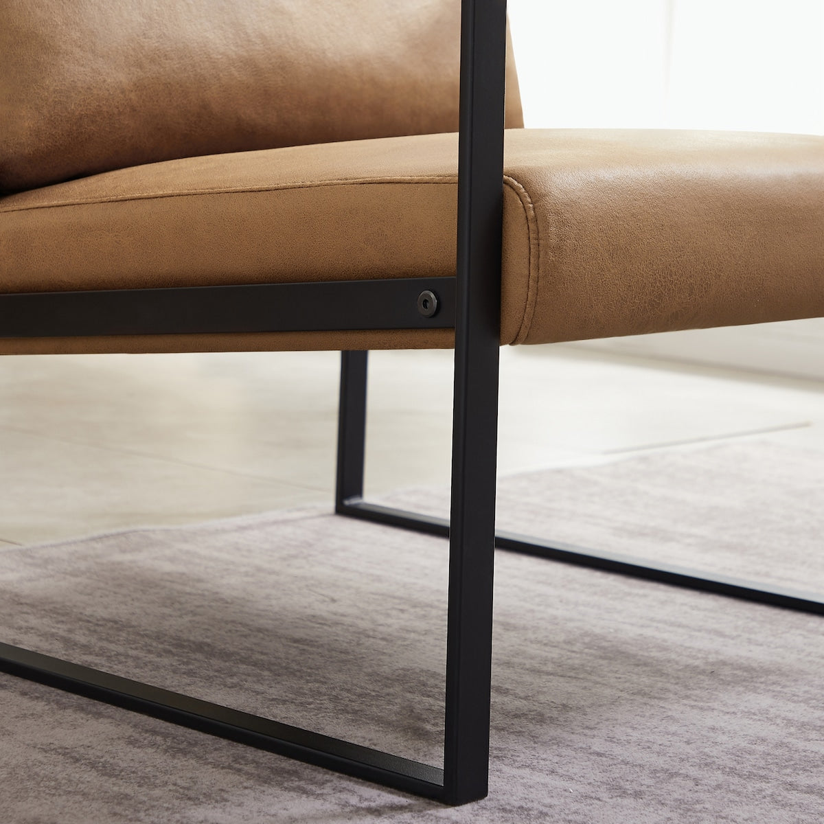 accent arm chair with Extra thick padded backrest and seat cushion