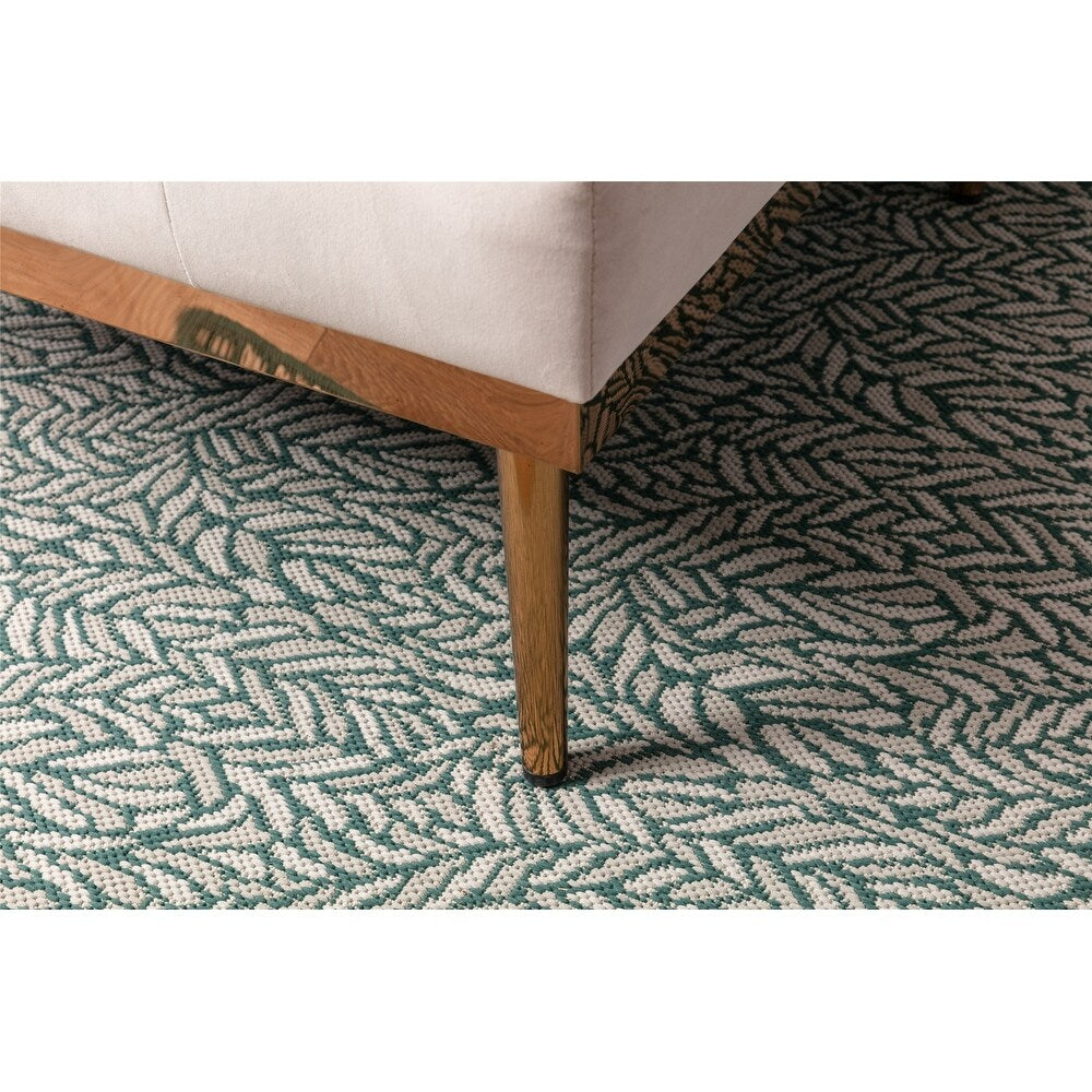 chaise lounge chair