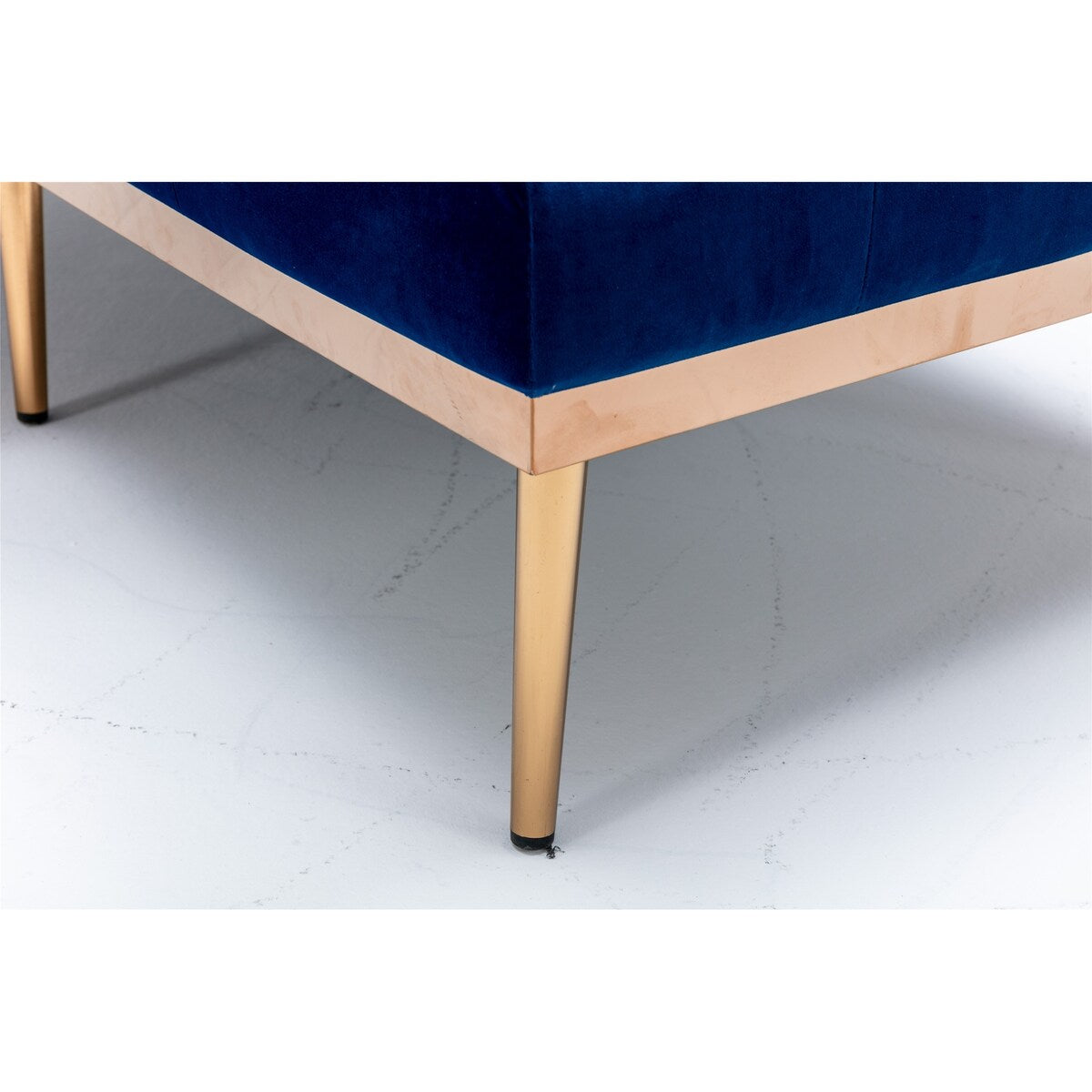 chaise lounge chair