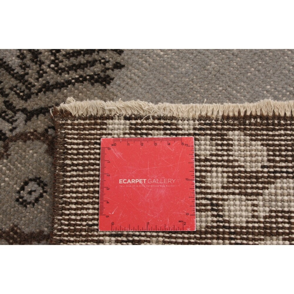 Hand-knotted Color Transition Grey, Khaki Wool Rug - 5'7 x 9'5