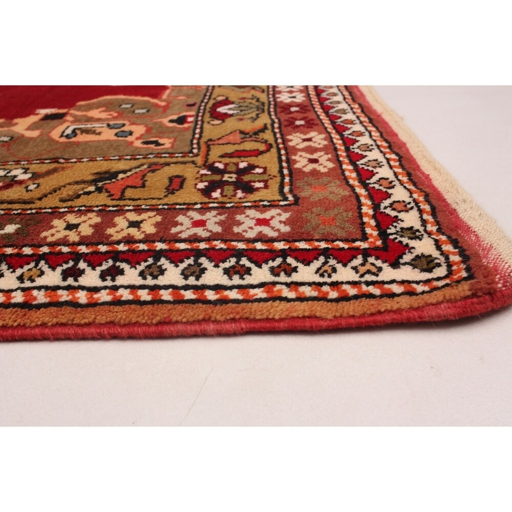 Hand-knotted Hereke Red Wool Rug - 4'0 x 6'9