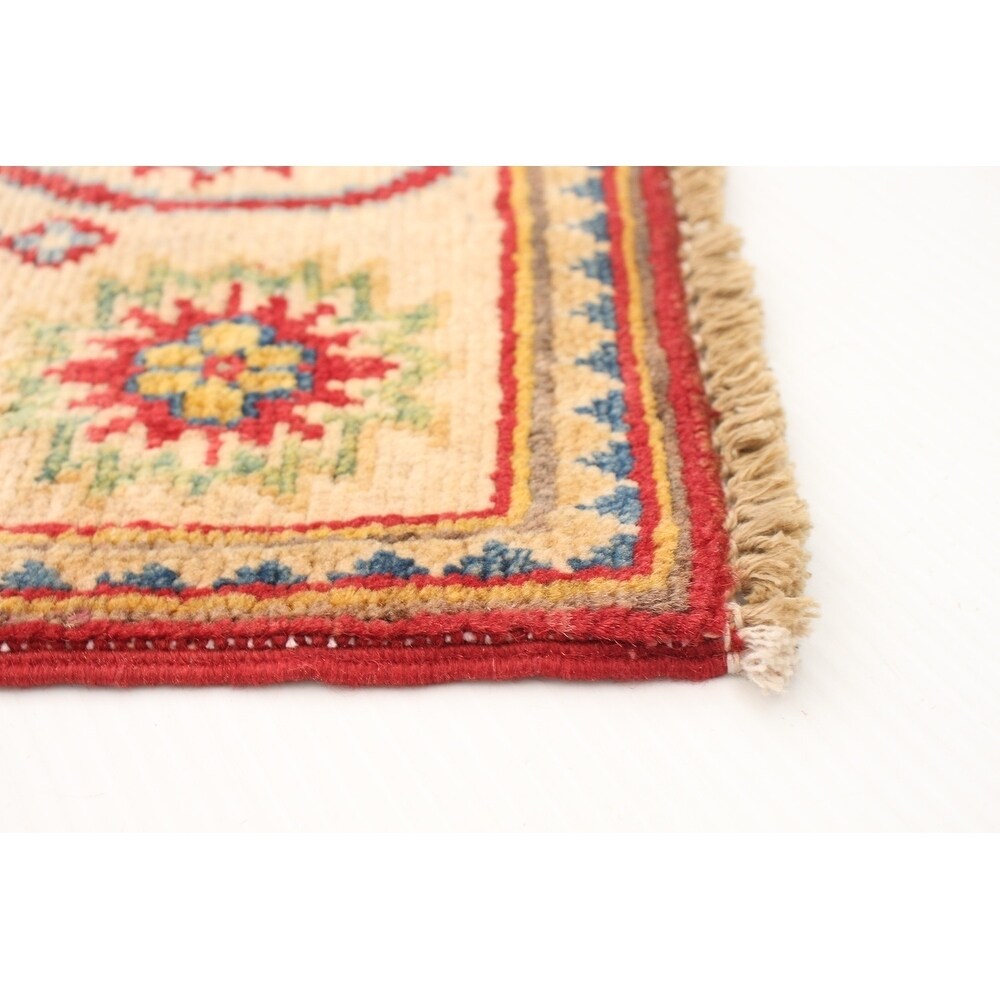 Hand-knotted Finest Gazni Red Wool Rug - 3'11" x 6'0"/3'11 x 6'0